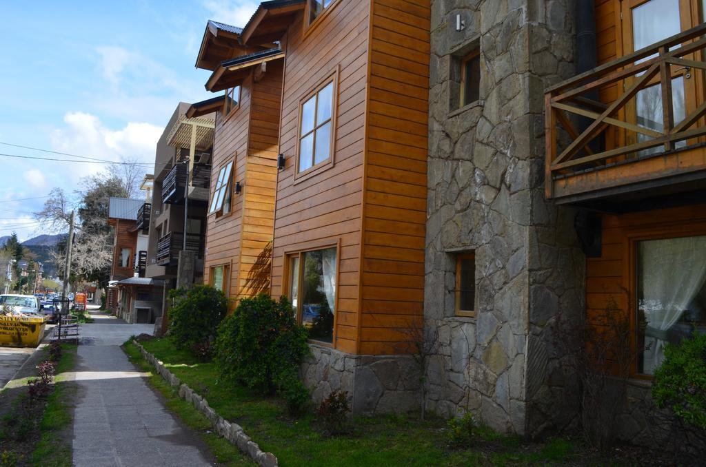 Apart Hotel Robles Del Sur San Martin de los Andes Luaran gambar